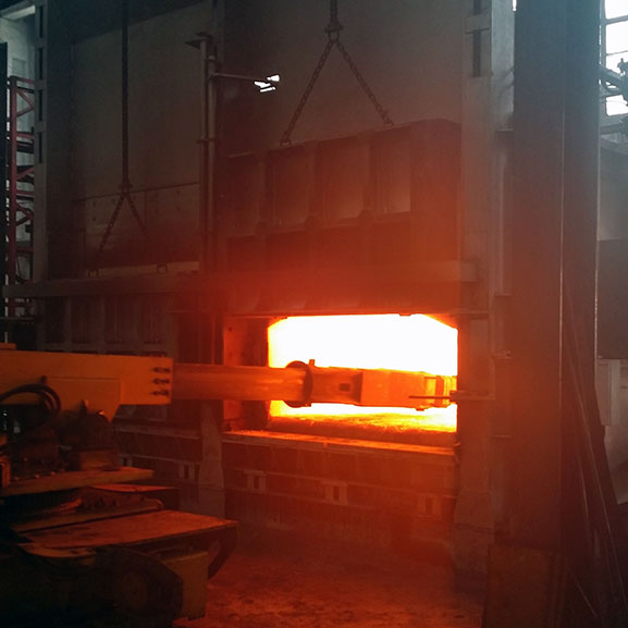 天然氣鍛造加熱爐爐頂維修注意事項(xiàng)